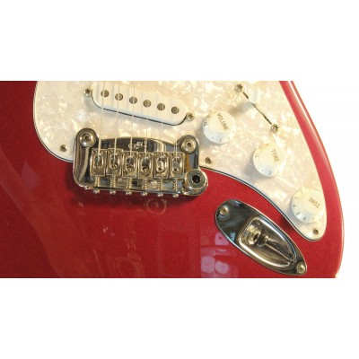 G&L LEGACY (Candy Apple Red, maple, 3-Ply Pearl) №CLF45213. Made in USA - Електрична гітара